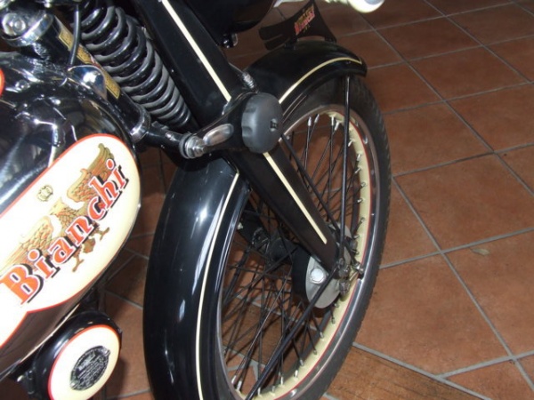 BIANCHI BIANCHINA 125 CC 2 TEMPI 3 MARCE 1951