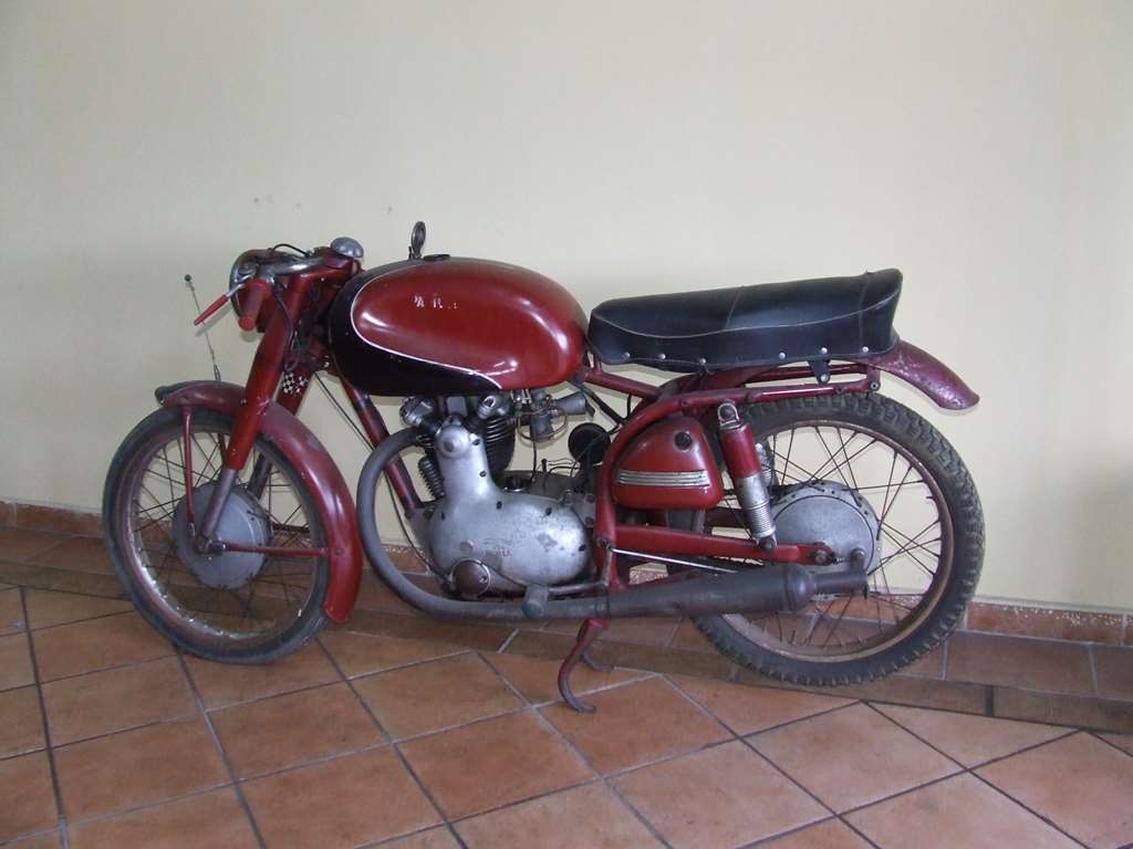 PARILLA SUPER SPORT 175 CC 4 TEMPI 1955